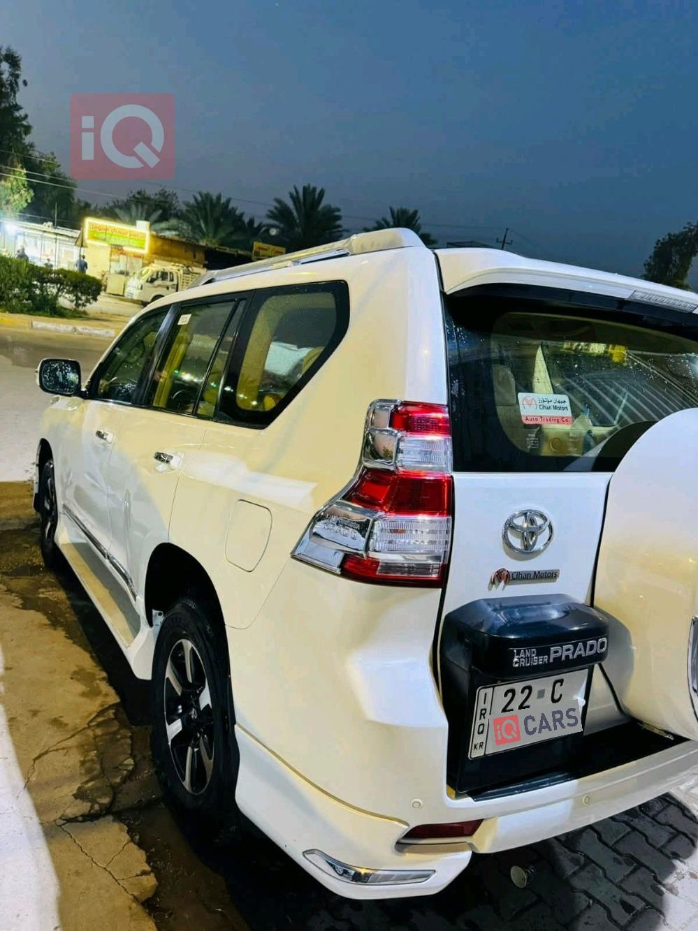 تۆیۆتا لاندكروزر پرادۆ